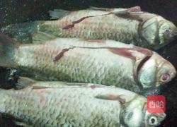 红烤鲫鱼的做法图解3