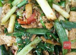 青蒜炒肉的做法图解3