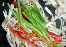 杏鲍菇炒里脊肉/时令蘑菇炒里脊的做法图解5