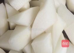 牛腩炖萝卜的做法图解4
