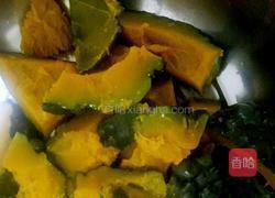 飘香美味南瓜饼的做法图解2