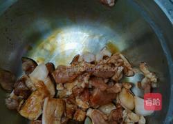 蒜苔腐竹炒肉的做法图解4