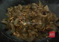 海参板栗煲的做法图解4