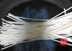 牛肉海鲜即食面的做法图解4