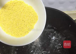 小米百合粥的做法图解3