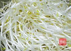 酸辣绿豆芽的做法图解1