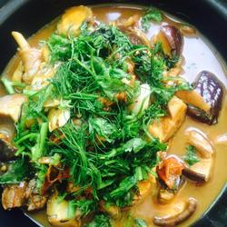 鸭腿炖香菇的做法[图]