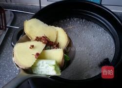 奶白鸭汤的做法图解4