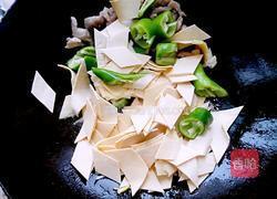 尖椒豆片炒肉的做法图解6