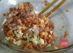 包菜肉沫饭的做法图解1