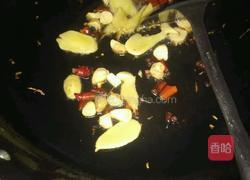 白萝卜烧牛腩的做法图解3