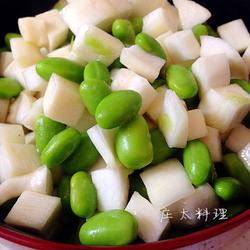 茭白毛豆的做法[图]
