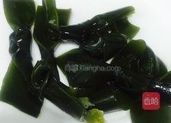 瘦肉海带豆腐汤的做法图解1