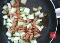 丝瓜炒肉的做法图解6