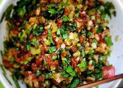 芹菜肉包子的做法图解5