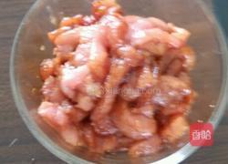 肉丝黄瓜的做法图解2