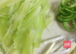 莴笋炒肉丝的做法图解2