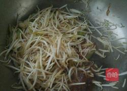 豆芽炒宽粉的做法图解4