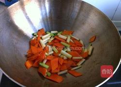 木耳炒豆腐的做法图解4