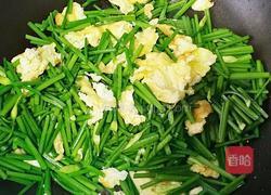 韭菜梗炒鸡蛋的做法图解5