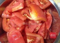 西红柿烧油豆腐的做法图解2