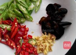 洋葱炒里脊肉的做法图解3