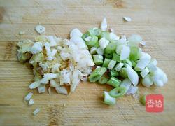 小白菜豆腐汤的做法图解2