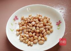 花生莲藕筒骨汤的做法图解5