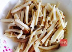 杏鲍菇炒肉丝的做法图解4