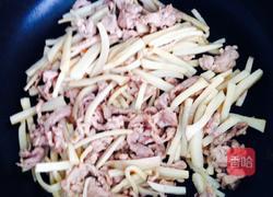 杏鲍菇炒肉丝的做法图解6