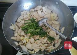 杏鲍菇炒鸡蛋的做法图解12