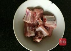 椒盐排骨的做法图解1