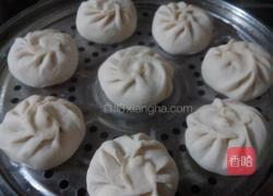 玉米红萝卜肉包子的做法图解7