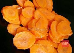 素炒芹菜胡萝卜腐竹的做法图解7