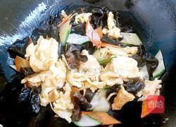 木耳炒鸡蛋的做法图解5