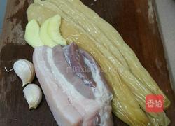 黄瓜干炒五花肉的做法图解1