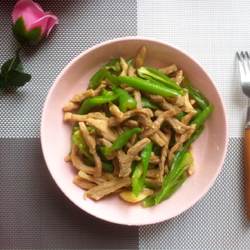 尖椒肉丝的做法[图]