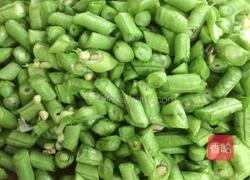 豇豆角炒腐竹的做法图解4