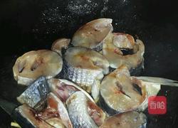 黄豆酱焖乌鱼的做法图解1