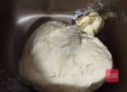 红豆奶香小餐包（面包机揉面版）的做法图解2