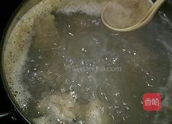 百合排骨汤的做法图解4
