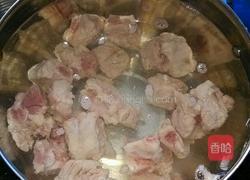 百合排骨汤的做法图解3