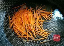 凉拌胡萝卜丝的做法图解2