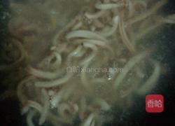 泡椒鱿鱼丝的做法图解4