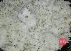 泡豇豆香肠炒饭的做法图解1
