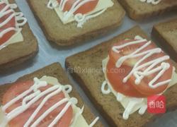 鸡蛋三明治的做法图解2