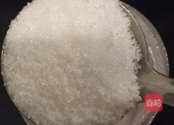 鲜榨芒果汁的做法图解1