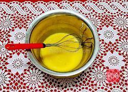 無油酸奶蛋糕~水浴法的做法图解1