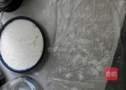 蛋白椰丝球的做法图解7