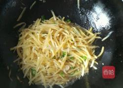 青椒炒土豆丝的做法图解5